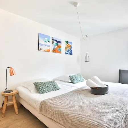 Apartment Au Pied Des Remparts A