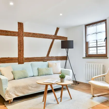 Au Pied Des Remparts à * Eguisheim