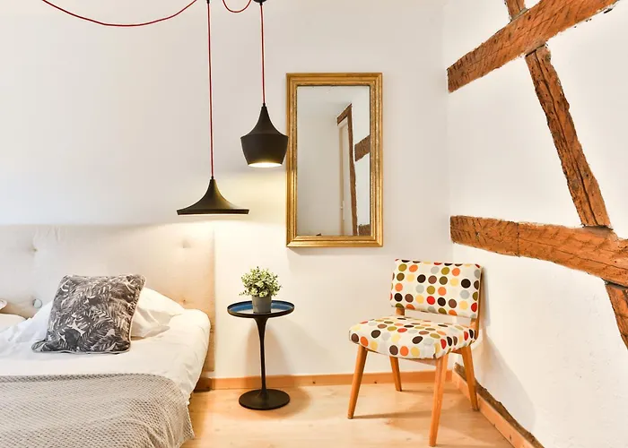 Au Pied Des Remparts A Eguisheim